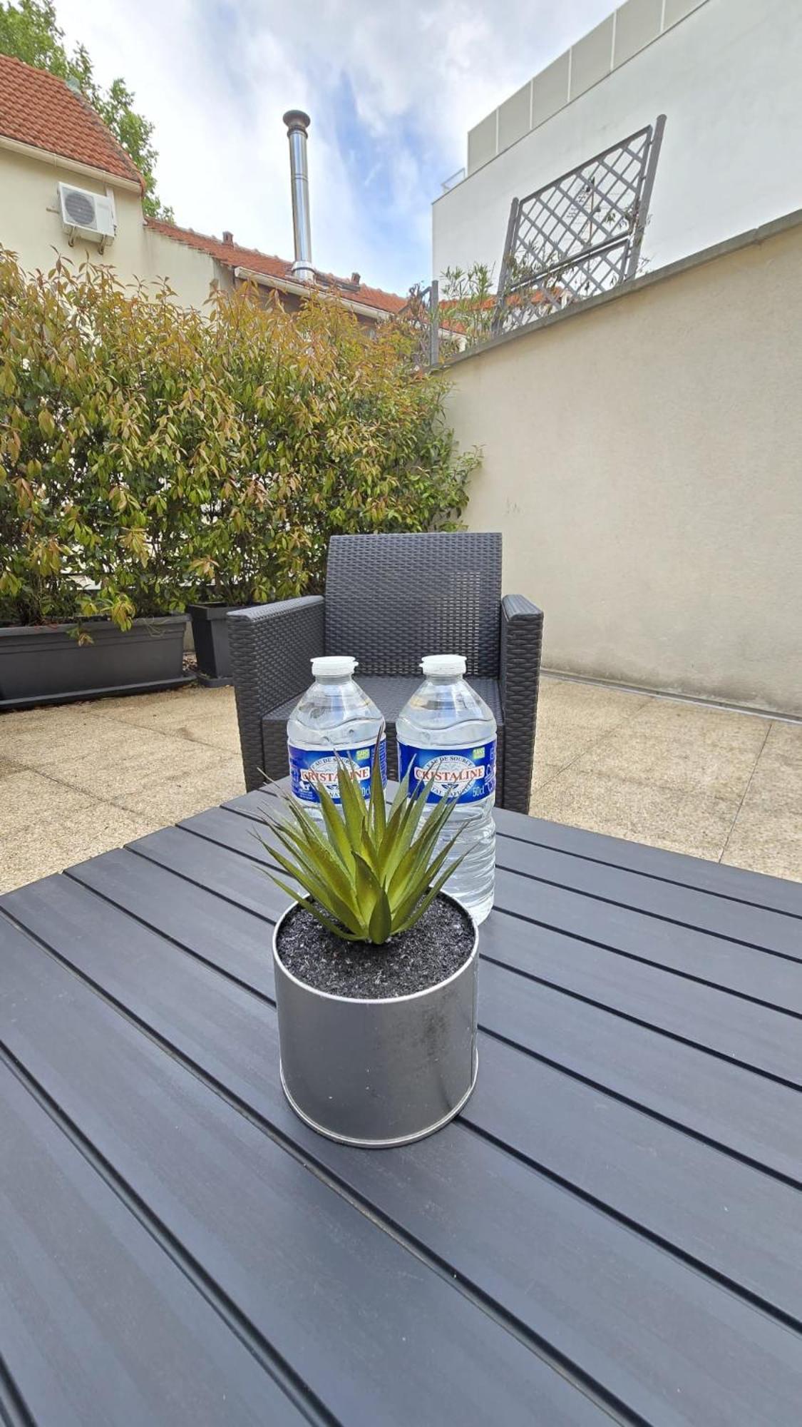Residence Du Parc Vanves - Rooftop & Climatisation Exteriör bild