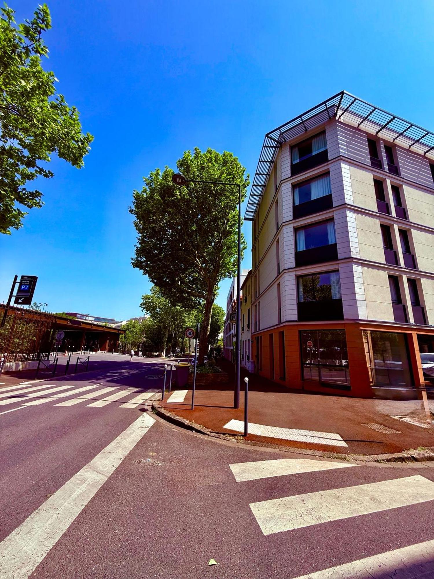 Residence Du Parc Vanves - Rooftop & Climatisation Exteriör bild